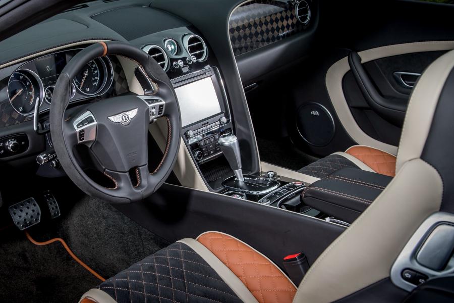 Интерьер Bentley Continental Supersports Convertible 2017 года  (WW) (фото 13 из 43)
